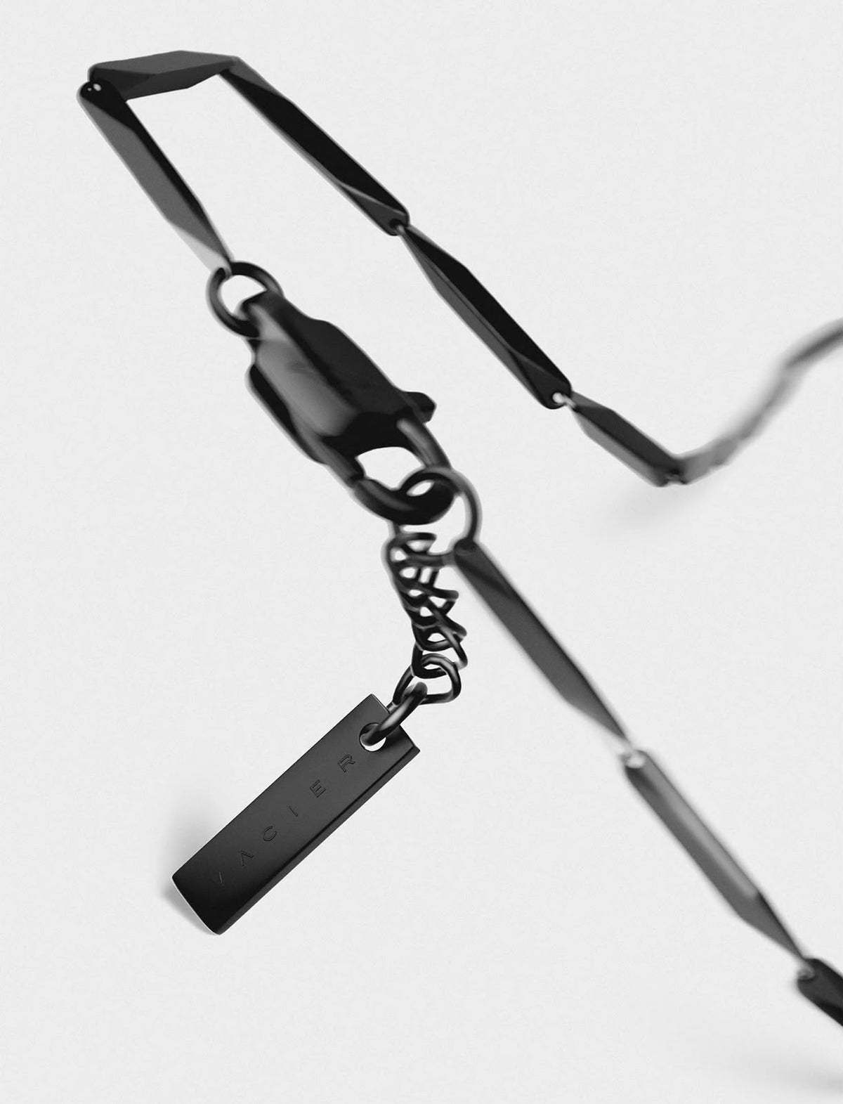 Linear Chain Bracelet — Black