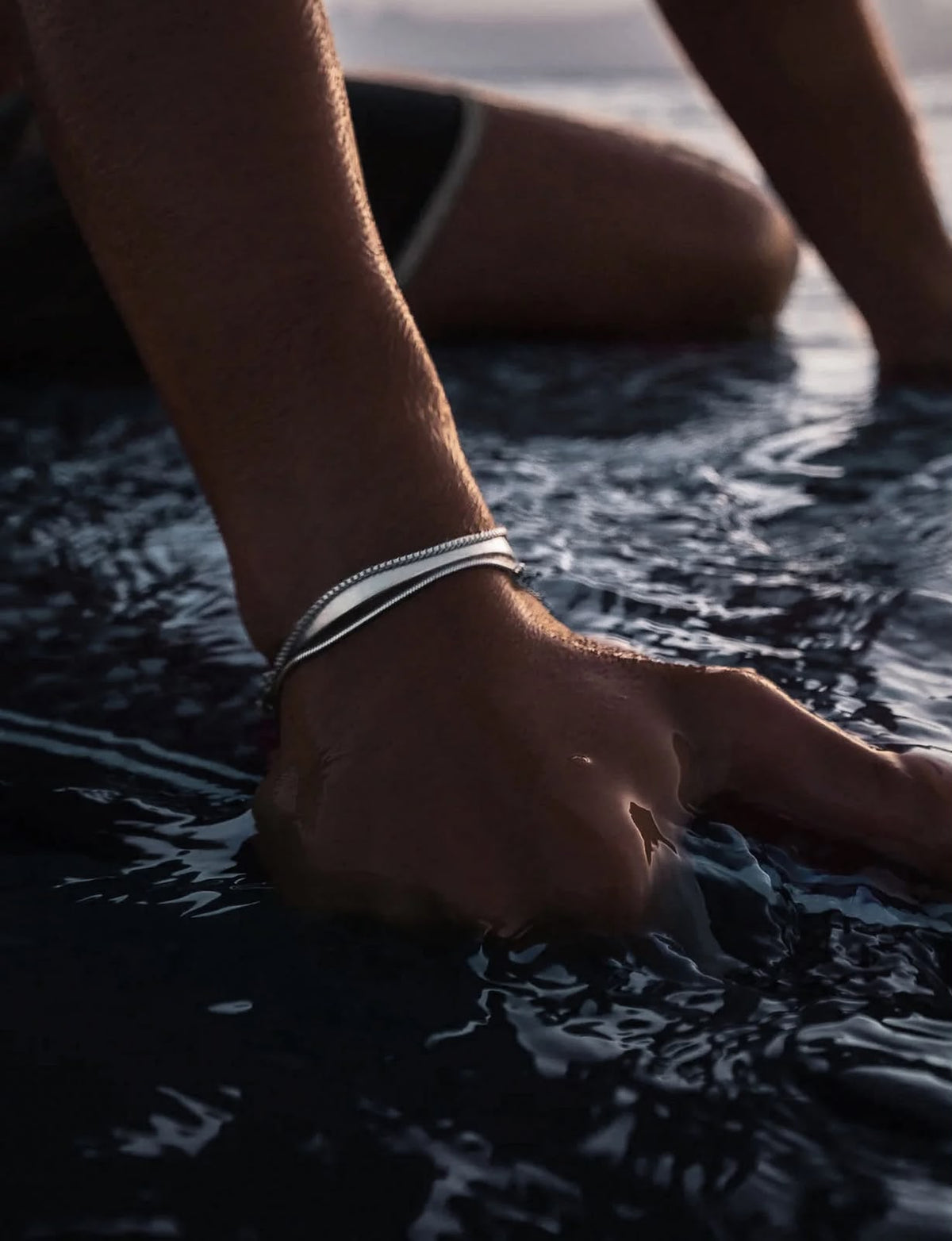 One-Size Cuff — Steel