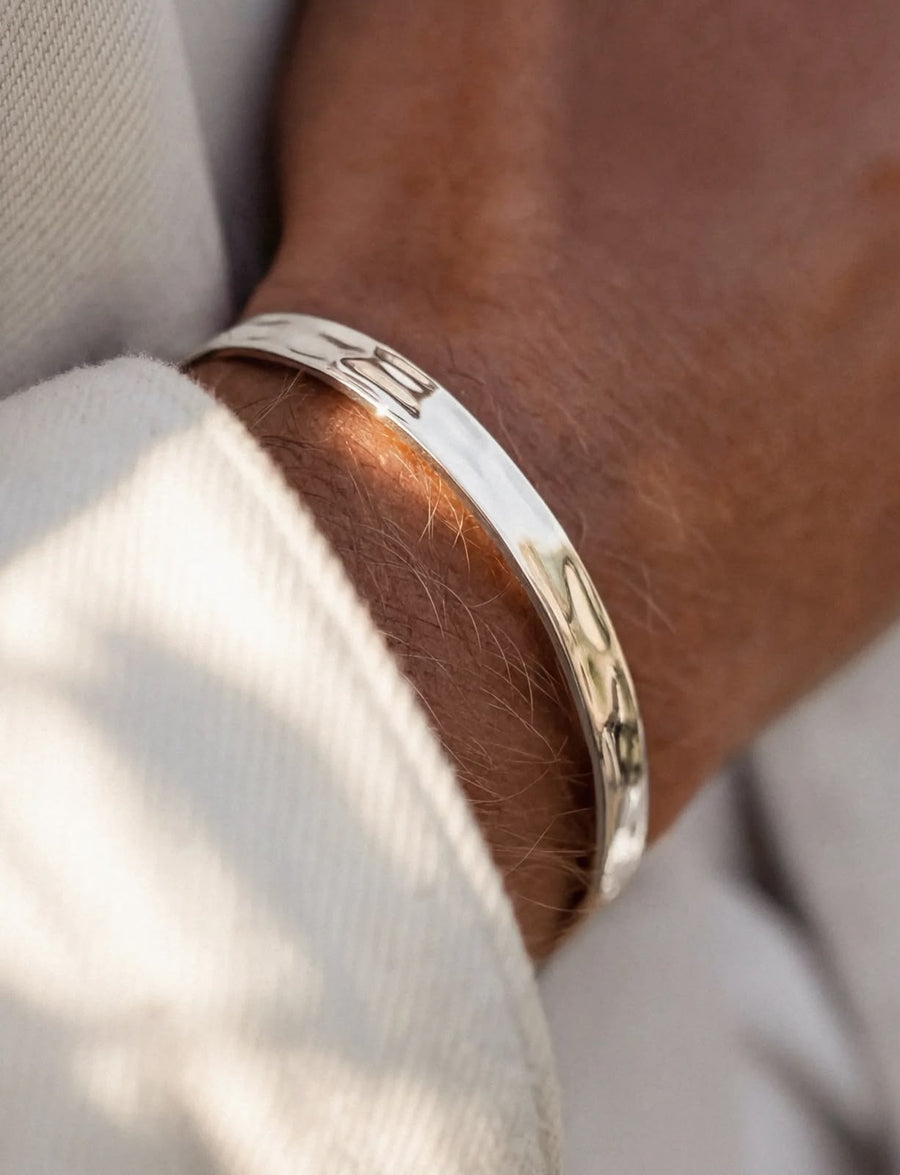 Exclusive One-Size Cuff in Silver