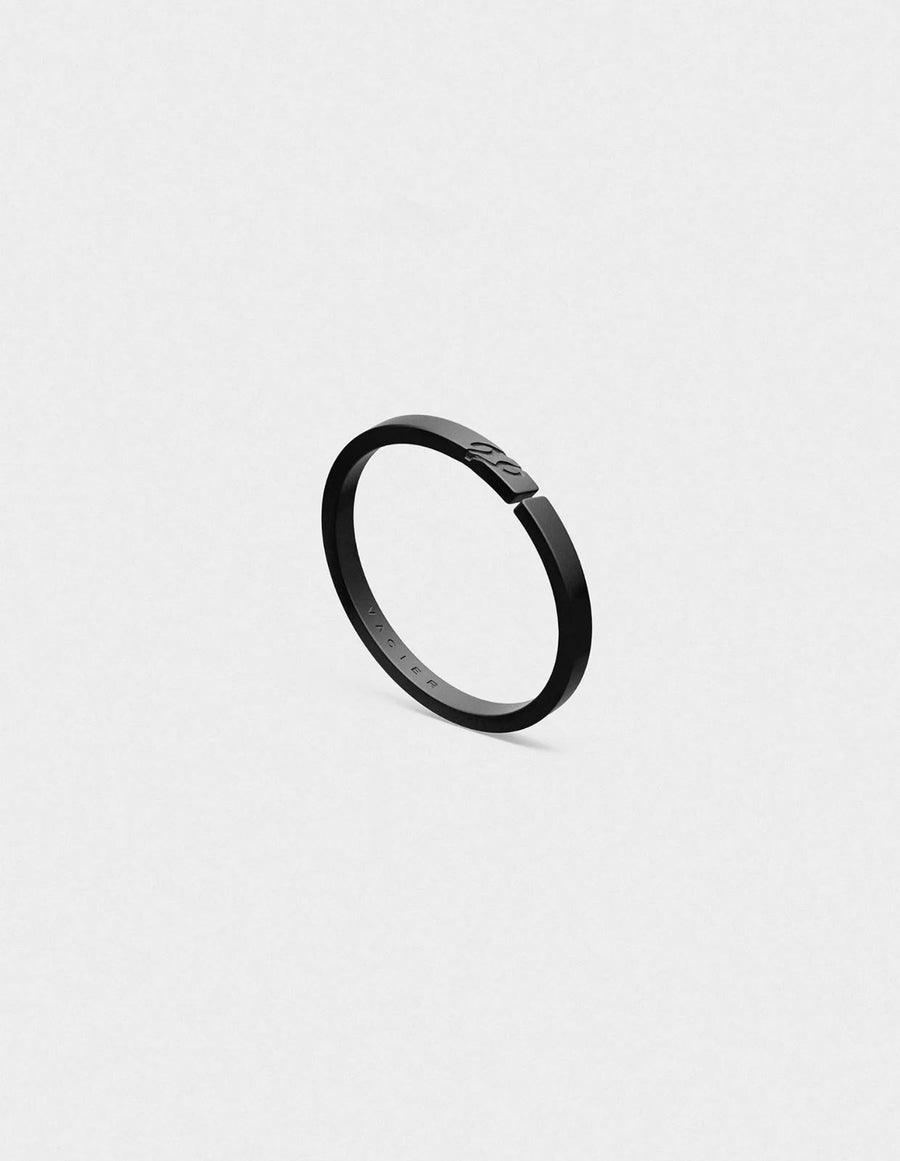 Stackable One-Size Ring — Black
