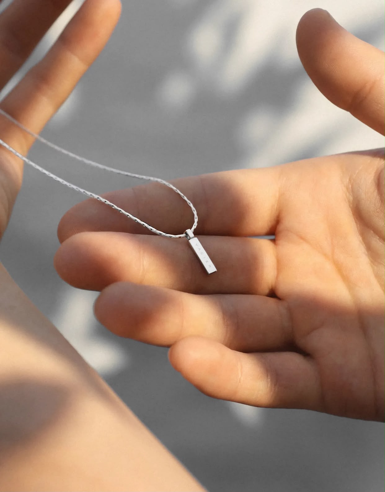 Wire Pendant Necklace