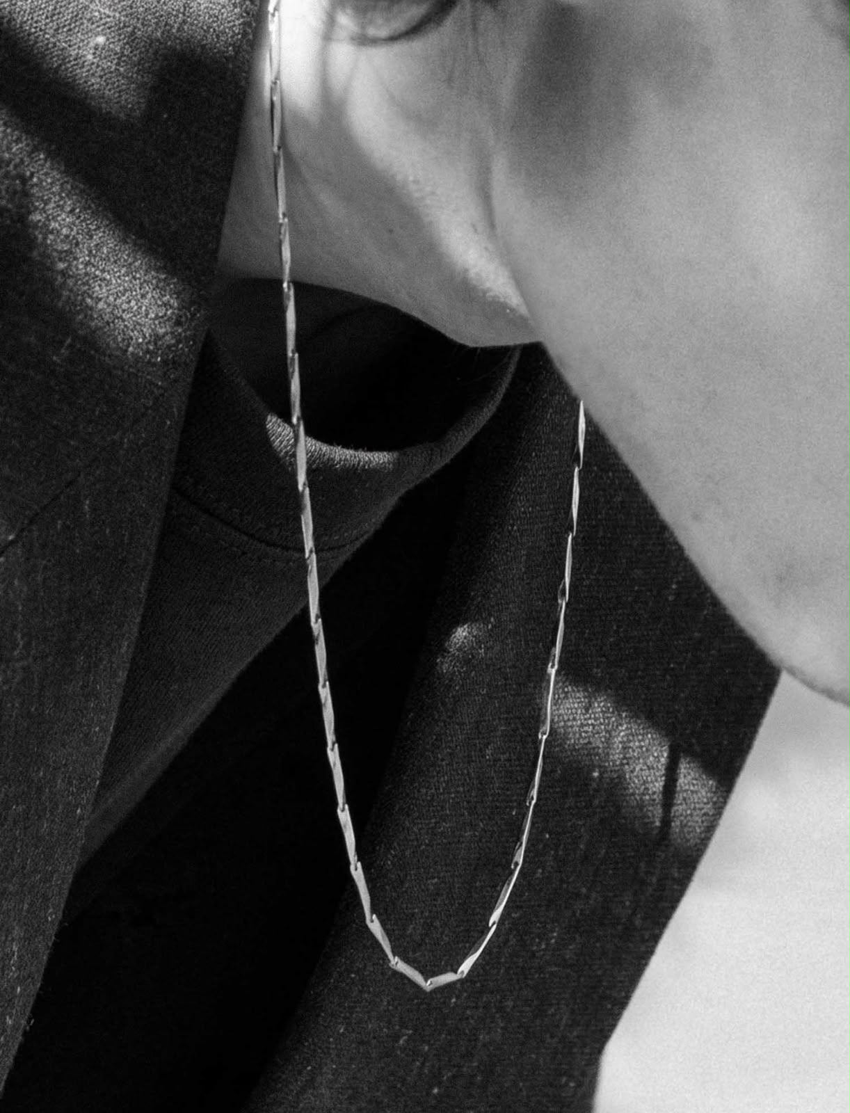 Linear Chain Necklace