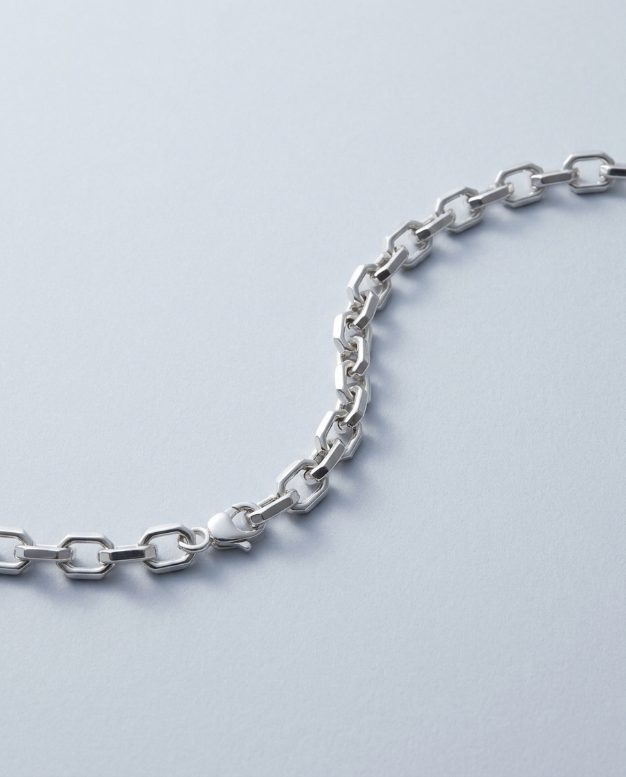 Octagon Chain Bracelet in polished silver